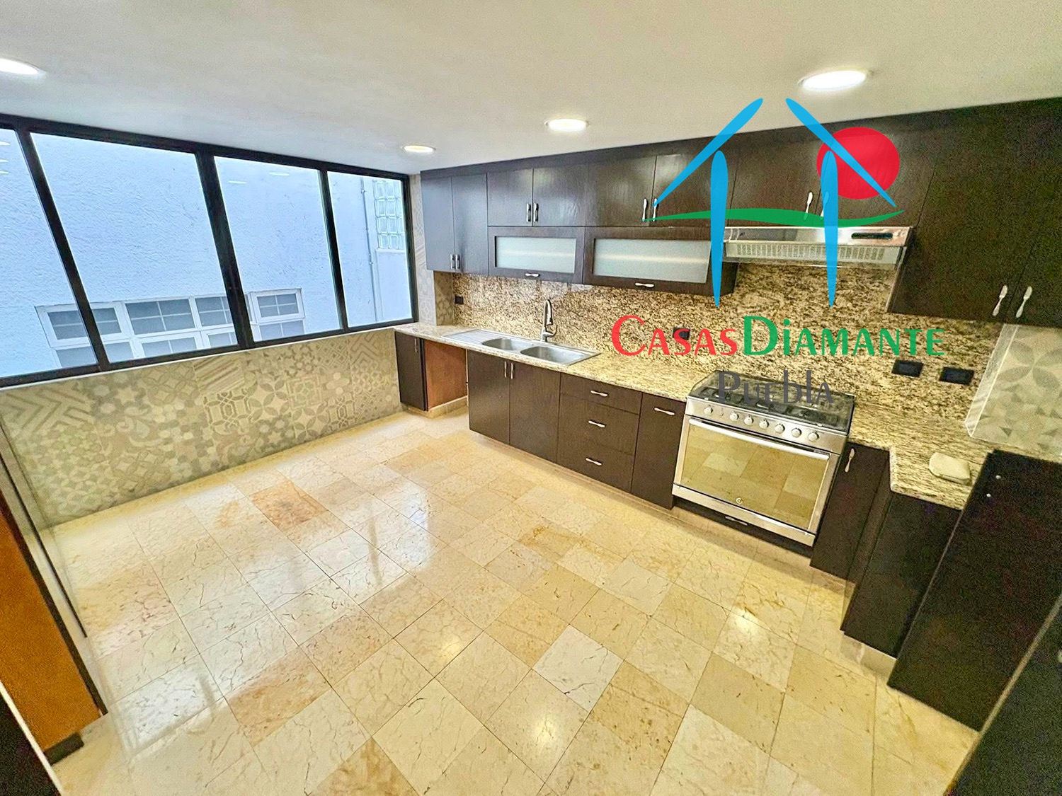 Las Ánimas Casa y Corporativo 360 - Cocina casa 1